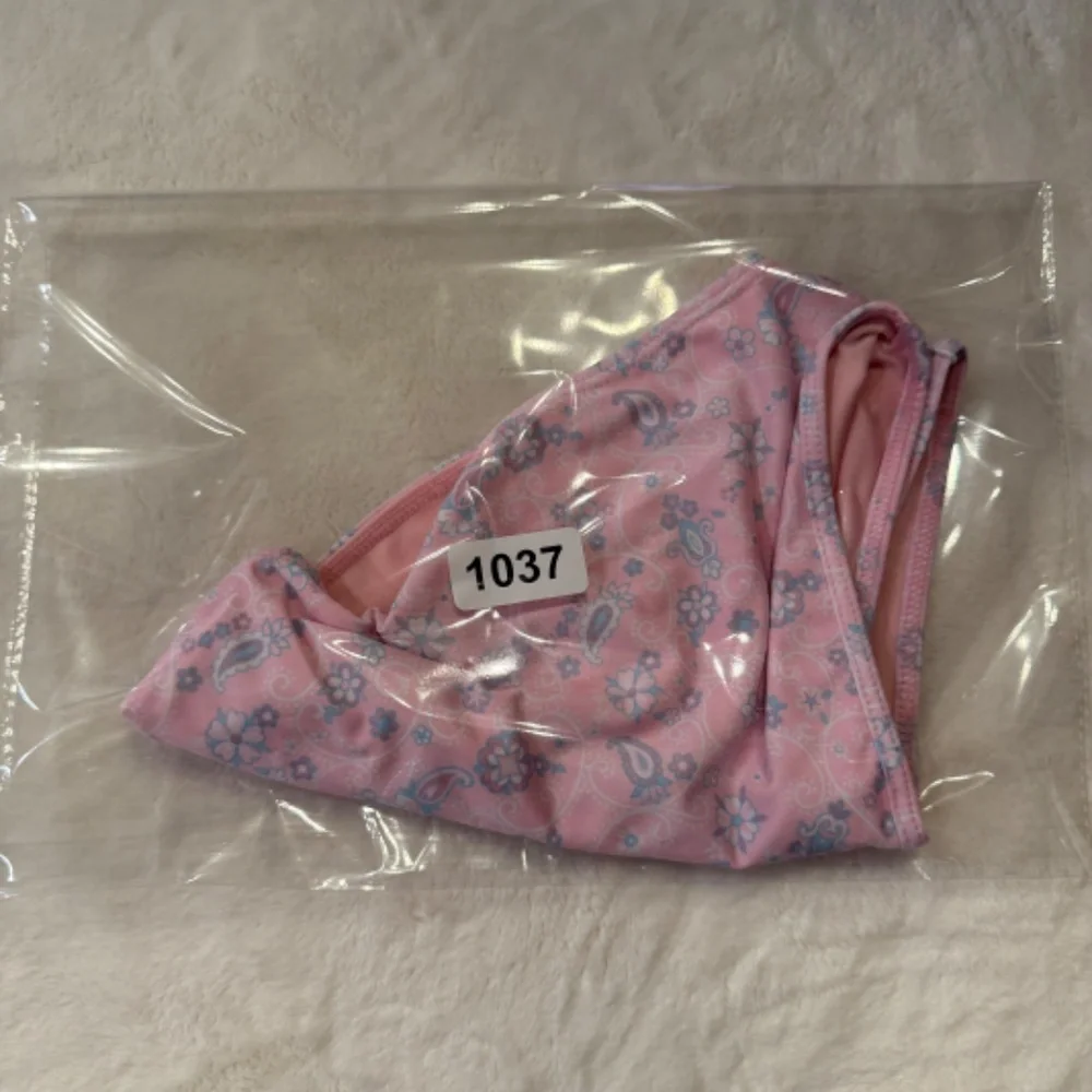 Frankies Bikinis new without